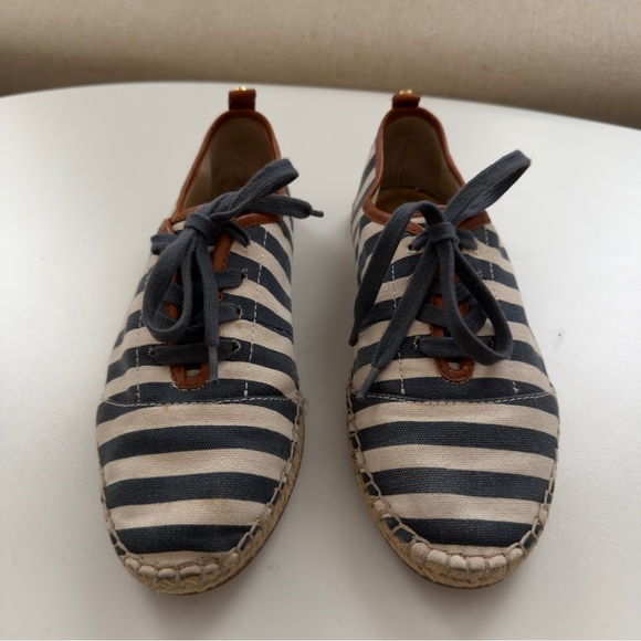 Michael Kors Blue & White Stripe Canvas Jute Trimmed Lace Up Shoes 7M - Picture 3 of 9